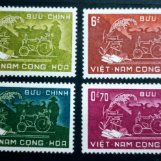 Vietnam 1959 tractoare, agricultura serie neștampilata