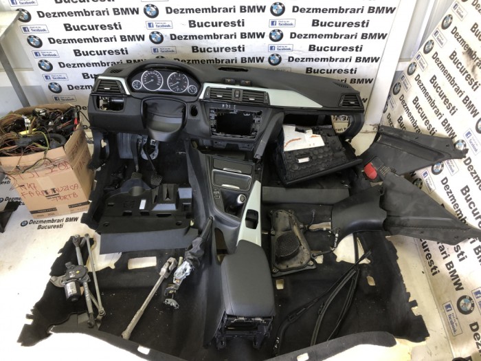 Kit conversie volan BMW seria 3 4 F30,F31,F32,F33,F36 negru sau crem
