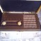 Radio vechi portabil cu lampi la baterii Emerson Radio Model 558 an 1948-50