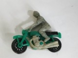 bnk jc Romania - figurine de plastic - motocicleta cu motociclist