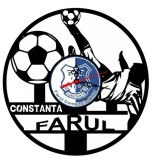 Ceas de perete decorativ realizat din disc de vinil, Model Farul Constanta, Fotbalist in Foarfeca si Mingi, Text Constanta Farul, Negru, 30 cm