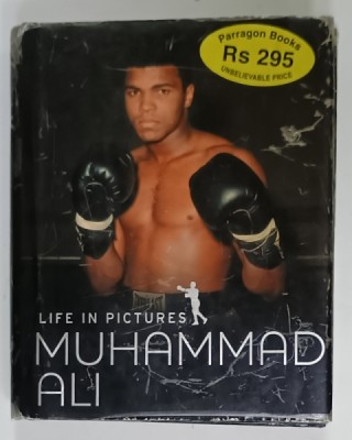 MUHAMMAD ALI , LIFE IN PICTURES , 2011 foto