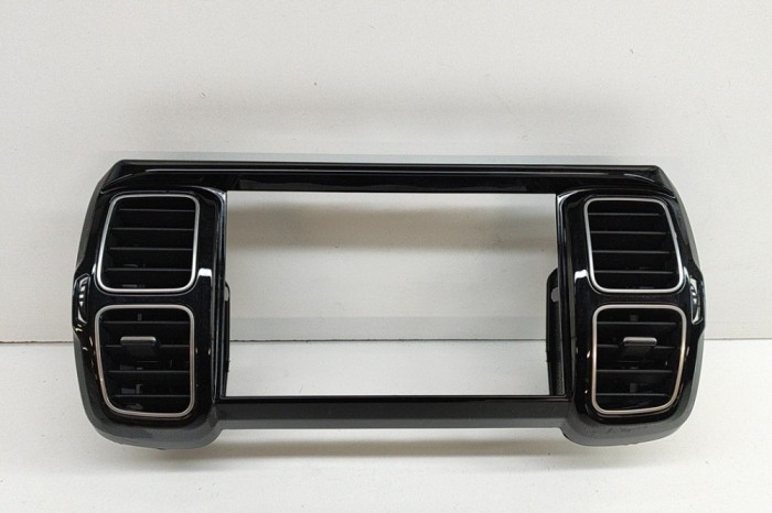 Ornament capac ecran navigație CITRO&Euml;N C5 AIRCROSS 2020 OEM: 9817118277,9817118477 27505299