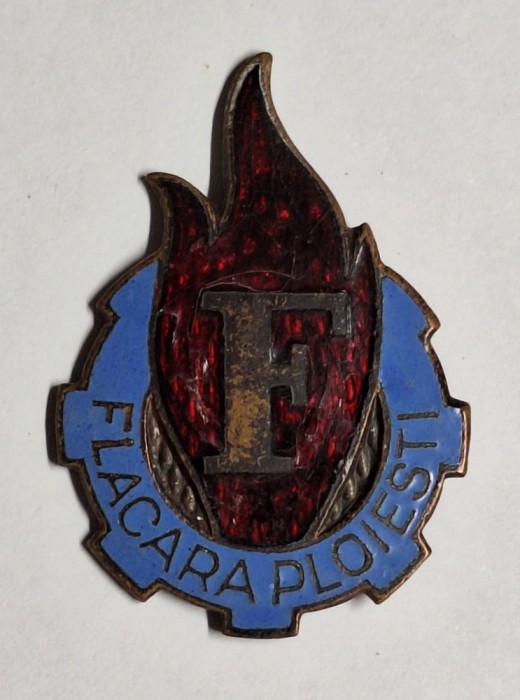FLACARA Ploiesti, Insigna veche anii 1960, email la cald, dimensiune 4 x 3 cm