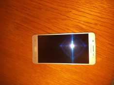 samsung galaxy j5 (2016) foto