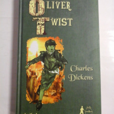 OLIVER TWIST - CHARLES DICKENS