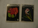 Serie R. Centrafricana 1977 - Flori , 2 valori, Nestampilat