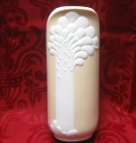 VAZA PORTELAN MAT BISCUIT KAISER MODEL SYRAKUS CREATIE MANFRED FREY 25.5 CM