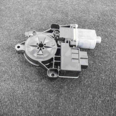 Motor macara geam ușă dreapta spate SKODA SUPERB III 3V3 2016 OEM: 5Q0959812A,0130822724 10020936 foto