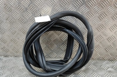 Garnitura ușă st&amp;acirc;nga spate KIA EV6 CV 2022 OEM: 83110-CV000 | 22906270 foto