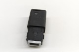 USB PEUGEOT 2008 II 2021 OEM: 98217039DX,9824334377 28312367