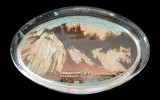 NI3D-131 Szov&aacute;taf&uuml;rdő, prespapier din sticlă foarte groasă