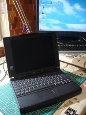 Laptop vintage Acer Extensa 355 pentium mmx -display defect foto