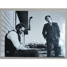 MIRCEA ALBULESCU si ION CARAMITRU IN FILMUL &#039; PRINTRE COLINELE VERZI &#039; , FOTOGRAFIE DE PRESA , 1970