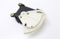 Motoras clapeta aer conditionat Audi A4 B5, Vw Passat 3B B5 1997-2005, motor pozitionare recirculare aer clima 8D1820511E foto