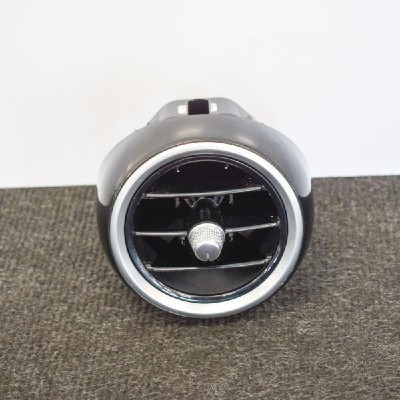 Gura de ventilație planșa de bord MERCEDES-BENZ C W205 2015 OEM: A2058301100 4044603 foto