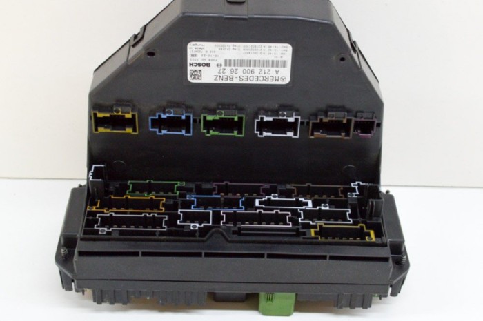 Modul panou de siguranțe MERCEDES-BENZ E W212 2016 OEM: A2319021303,A2129014507,A2129002627,A2129020609,F005V01703 15086556