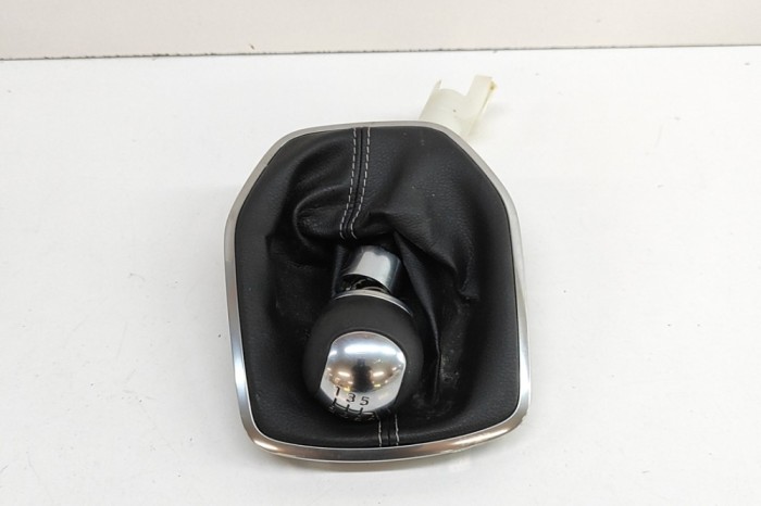 Nuca schimbător de viteze FORD PUMA J2K, CF7 2022 OEM: L1TR-7P002-KB,M1BR-7217-FA 29947402