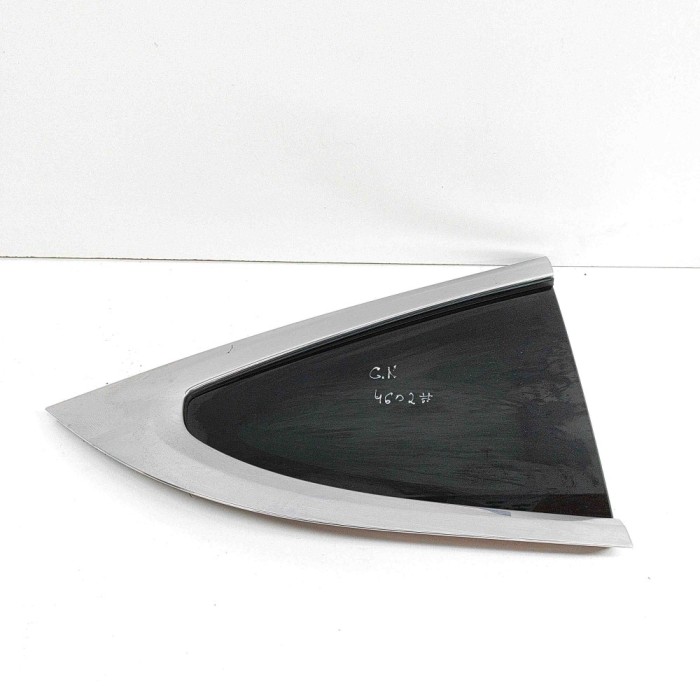 Geam lateral dreapta spate TESLA MODEL X 2016 OEM: Hatchback | 27193683