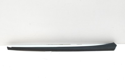 Ornament vertical parbriz dreapta MERCEDES-BENZ EQE V295 2022 OEM: A2956900100 | 23678937 foto