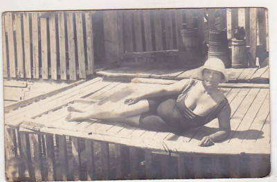 bnk foto - Femeie la bai - Suvenir Slanic 1922 - Foto Pax Bucuresti foto