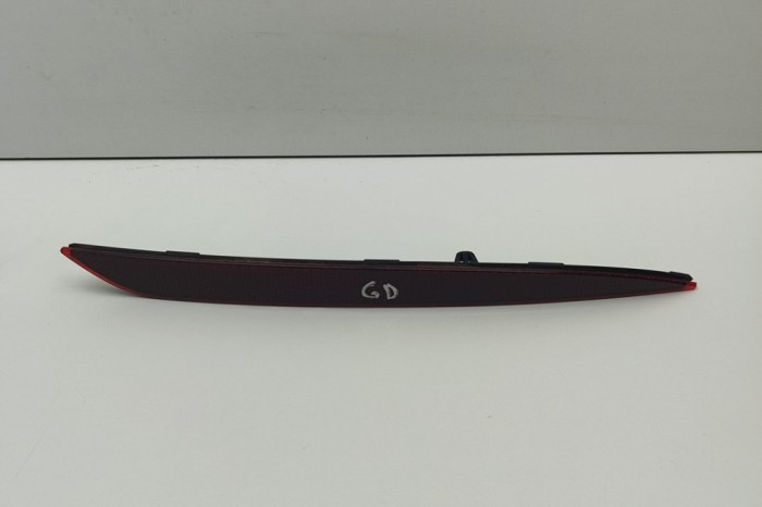 Reflector bara de protecție dreapta spate TESLA MODEL Y 2023 OEM: 1626227-00-A 28826577