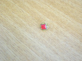 M3 N4 6 - insigna - miniatura monocroma - rosu