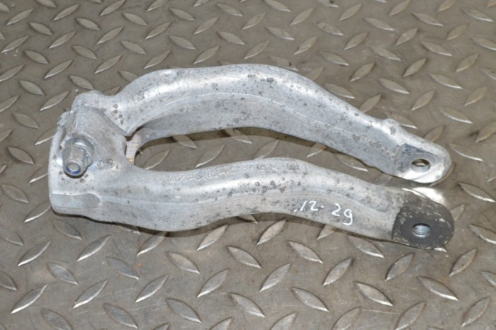 Braț inferior dreapta față LAND ROVER RANGE ROVER VELAR L560 2020 OEM: gx73-3462-ac 13703178