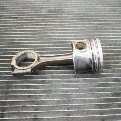 Piston VW PASSAT B6 3C2 2007 OEM: 038105401J03L107065K foto