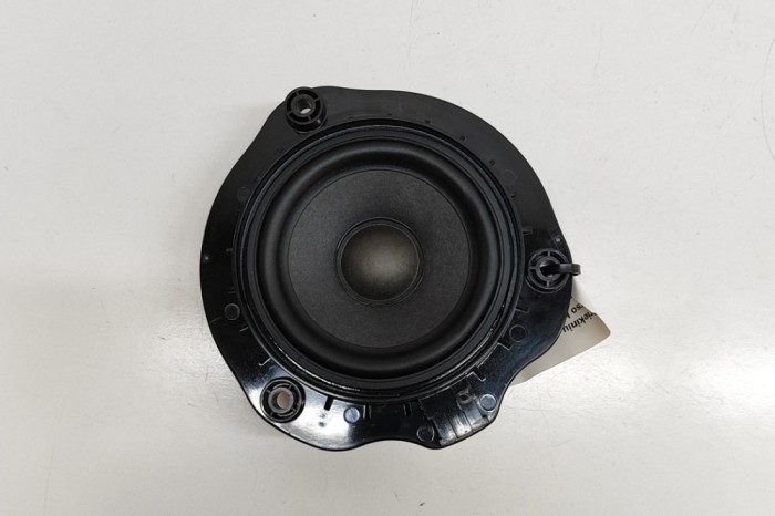 Difuzor ușă dreapta față AUDI A3 Cabrio 8V7, 8VE 2013 OEM: 8V0035454A | 31620340