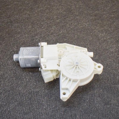 Motor macara geam ușă st&amp;acirc;nga spate MERCEDES-BENZ E W212 2014 OEM: 0130822505,961109-101,A2048200542 10843538 foto