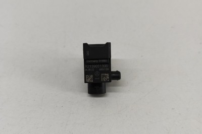 Senzor de impact dreapta față MERCEDES-BENZ EQC 2022 OEM: A2139051300 27854076 foto
