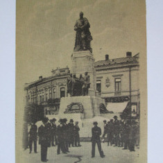 Iasi:Statuia Cuza-Voda,carte pos.circ.1920 cu francare deosebita