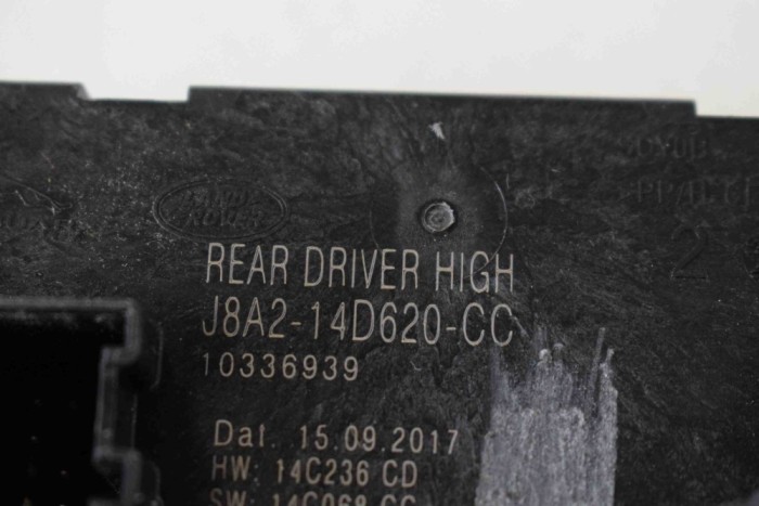 Modul de control ușă dreapta spate LAND ROVER RANGE ROVER VELAR L560 2018 OEM: J8A2-14D620-CC 3715364