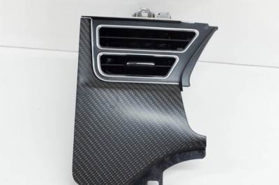 Gura de ventilație planșa de bord TESLA MODEL S 2017 OEM: 1045862-11-A,1023270-00-C 14336087 foto