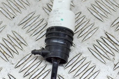 Motor rezervor lichid de parbriz BMW 3 F30, F80 2013 OEM: 7298309 14464292 foto