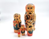 matriosa 5 papusi din lemn pictat manual 21 cm Rusia traditional
