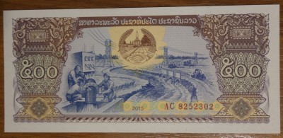 500 kip 2015, Laos, UNC foto