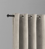 Cumpara ieftin Set draperii din catifea cu inele argintii, Madison, 200x210 cm, densitate 700 g/mp, Sand Dollar, 2 buc