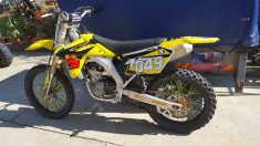 full cross suzuki rmz 450 foto