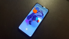 Huawei Nova 5 PRO/Kirin980/8GB/6,4 OLED/48Mpx/128GB/Duos/Model Coreea-Impecabil foto