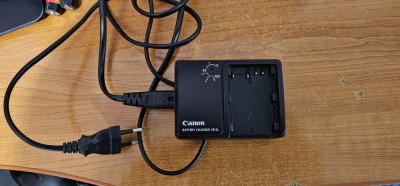 INCARCATOR Canon CB-5L pentru acumulatori Canon tip BP-511/511A/512/514/522/535 foto
