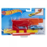 HOT WHEELS SET LANSATOR PORTABIL ROSU SI MASINUTA, Mattel