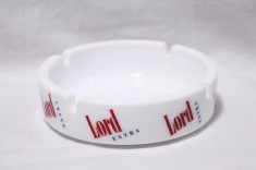 Scrumiera de masa Lord Extra ceramica alba Franta 14.3 cm vintage