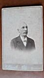 Fotografie pe carton, barbat cu mustata, inceput de secol XX