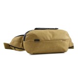 Borseta Thule Aion Sling 2L crem, rezistenta la apa, unisex