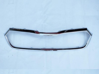 Rama grila radiator SKODA OCTAVIA, 04.2020-, cromata , 5E3853761 -CLEMA RUPTA foto