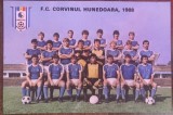 QW28 - Tematica sport - fotbal - lotul echipei de fotbal FC Corvinul Hunedoara - anul 1988