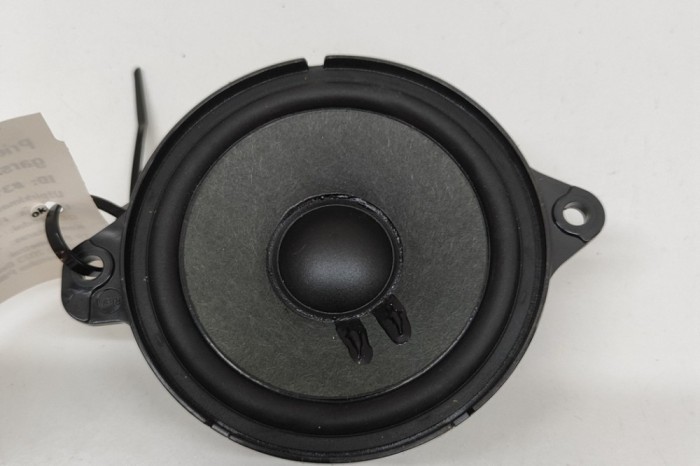 Difuzor ușă dreapta față AUDI A4 Avant 8W2, B9 2023 OEM: 8W0035303 | 31650113