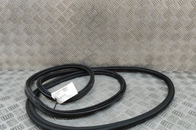 Garnitura de cauciuc haion AUDI Q4 SUV F4B 2023 OEM: 89A827705B | 29082978 foto